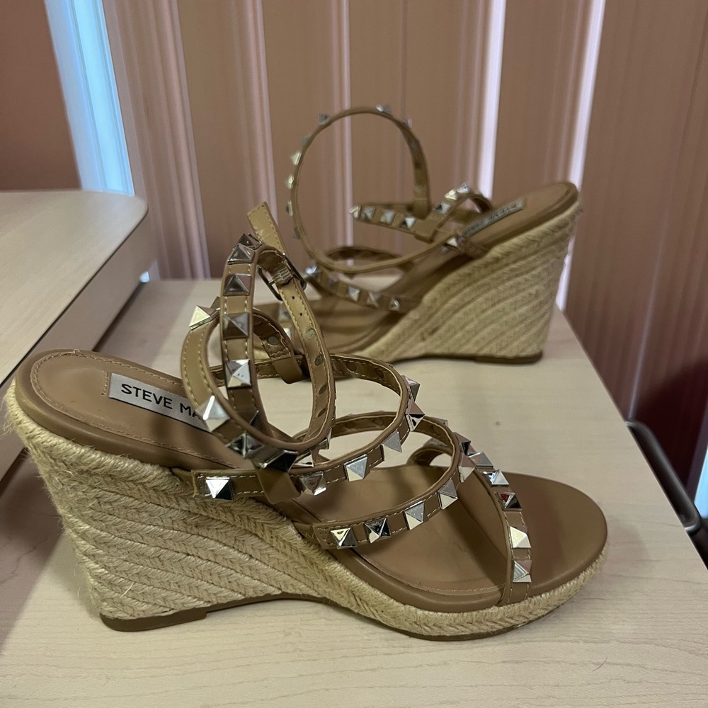 Steve Madden wedges